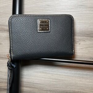 NWT- Dooney & Bourke Pebble Leather Medium Zip Around Wallet, Black/Black